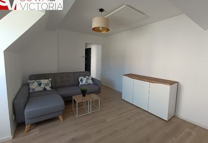 Klimatyczne , słoneczne mieszkanie w śródmieściu