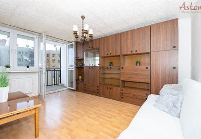 Tychy, 3 pokoje, duży balkon, centrum do remontu