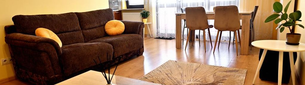 Przestronny 2-pokojowy apartament NA ANTONIUKU
