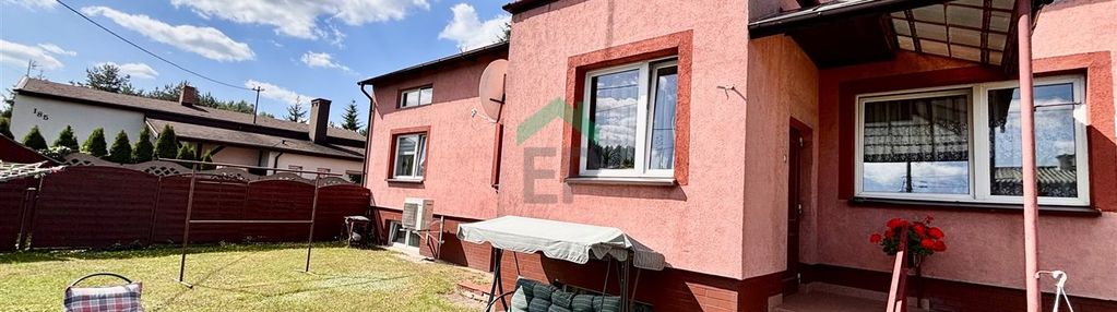 Dwa domy na jednej działce.