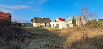 Dom na sprzedaż- wieś piękna spokojna okolica.