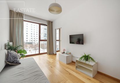 Zamknięte osiedle, jasne, parking, komórka!