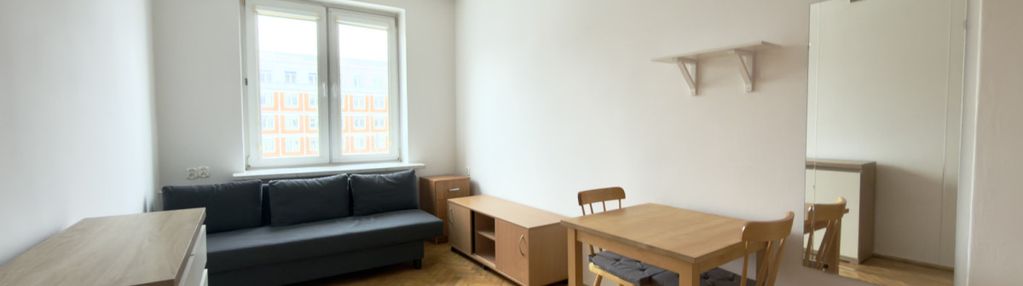 Plac zawiszy / oddzielna kuchnia / piwnica