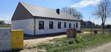 Wyrzeka / kadzewo - dom w zabudowie bliźniaczej