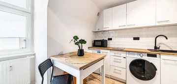 Klimatyczna mikrokawalerka wilda/fabryczna