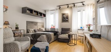 Kamienica  przy uw | winda | parking | widok wisły