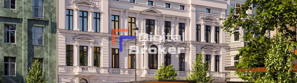 Wysoki apartament - po rewitalizacji - centrum