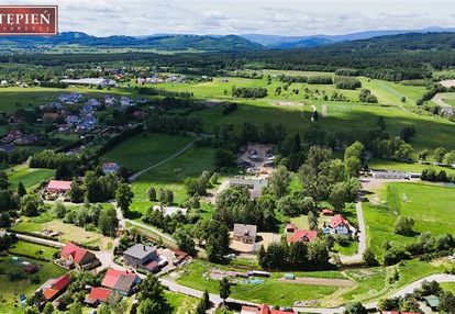 Dom z krzeszowie| 2396 m²
