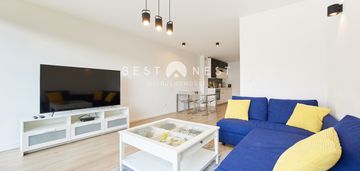 Dwupoziomowy apartament z widokiem na góry