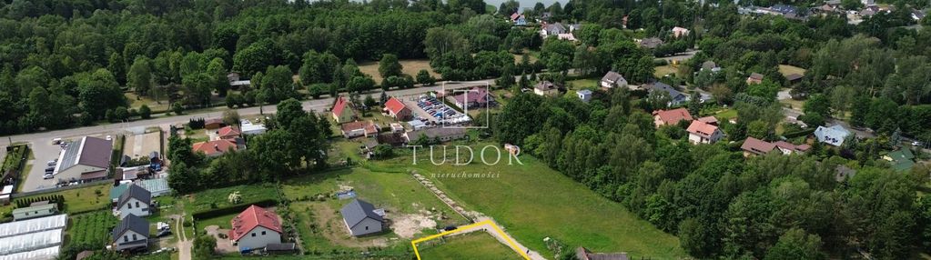Działka budowlana w zieleniewie blisko jeziora.