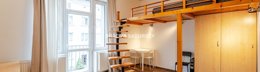 2pok 43 m2 +atresole 20 min spacerem od rynku