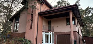 Atrakcyjny dom wśród zieleni tuszyn