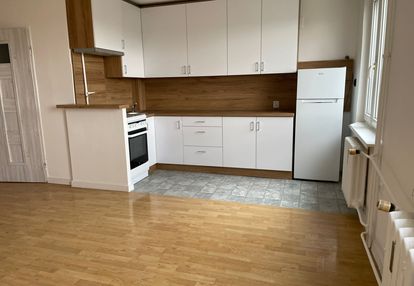 Mieszkanie trzy pokojowe z aneksem kuchennym