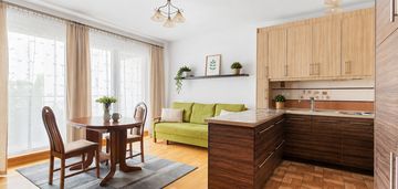 -budynek z 2013r-ochrona-duży balkon-