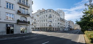Apartament/biuro -2 balkony/ stara praga