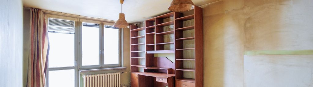 Jasne m3 z loggią i osobną kuchnią - blisko metra