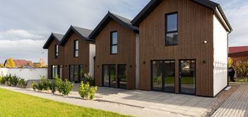 4 domy na wynajem wakacyjny, 800 m do morza