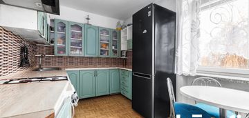 Parter 4 pokoje i duża kuchnia, miejsce parkingowe