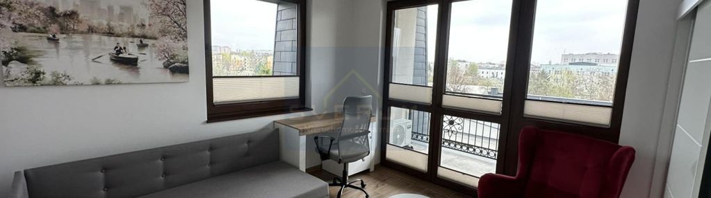 M4 na wynajem z garażem, tysiąclecie