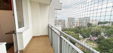 Ciche, z dużym balkonem przy metrze imielin