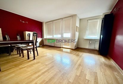 Ciche trzy pokoje z osobną kuchnią