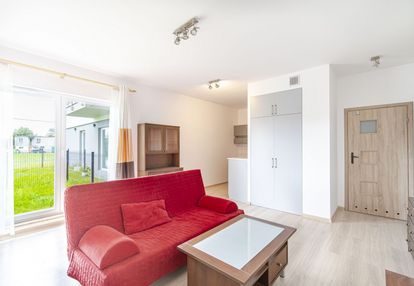 Nowe, z ogródkiem, miejscem parkingowym