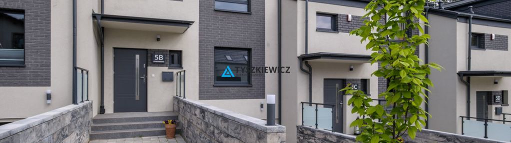 Ostatni szereg: skrajny. straszyn