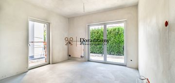 Stan deweloperski na parterze ze 130m2 ogrodem.