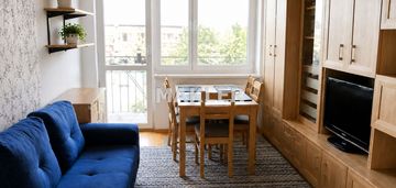 2 pokoje na błoniu | blok | balkon
