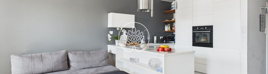 Koniuchy. trzy pokoje z tarasem i balkonem 62m2