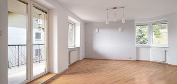 Mieszkanie 4 pokojowe z garażem i piwnicą