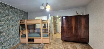 Kawalerka/os. glazera/ 1 piętro