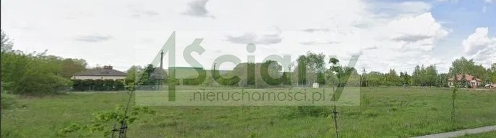Działka blisko pkp i centrum sportu.