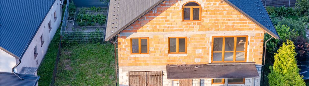 Dom 241 m² | 3 mieszkania | dziemiany