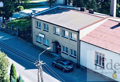 Na sprzedaż: dom z lokalami usługowymi