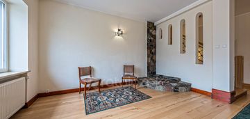 Dom 240 m² na cele biurowe lub rezydencjalne