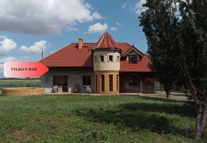 Dom z dużą działką 2700m2