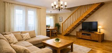 Dwupoziomowe mieszkanie w dogodnej lokalizacji !