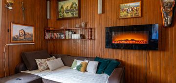 Dom z przestronną działką w spokojnej okolicy