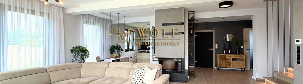 Dom z garażem dwustanowiskowym w nowym chechle