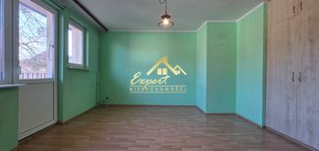 Dwa pokoje z dużym balkonem w centrum