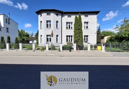 Kamienica z czterema mieszkaniami