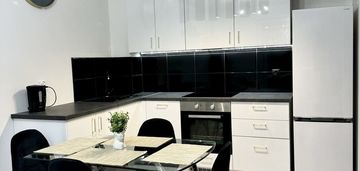 Umeblowane 2 pokoje, w doskonałej lokalizacji!!!