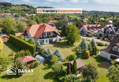 Wolnostojący na 16 ar, 7 pokoi