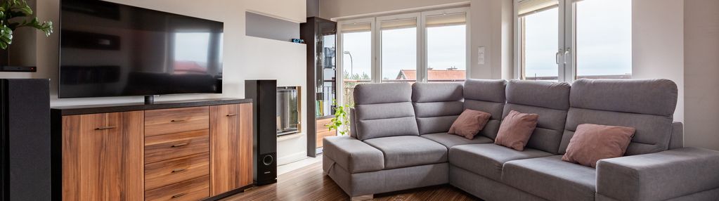 Na skraju lasu, jak w domu