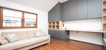 3 pokoje w spokojnej dzielnicy|garaż|klimatyzacja