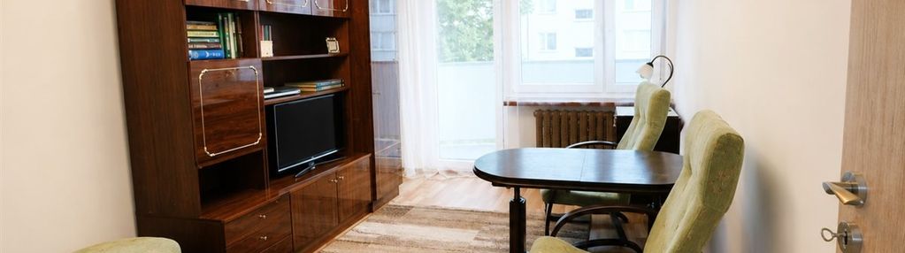 Przestronne 3-pokojowe z dużą loggią, i piętro