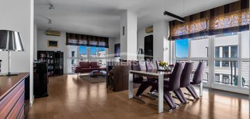 Apartament z kominkiem i tarasem w wilanowie.....