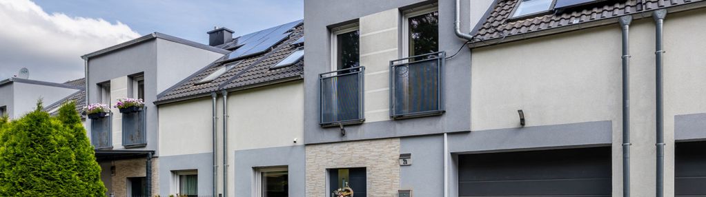 Komfortowy dom w zabudowie szeregowej z ogrodem