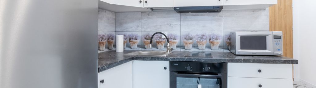 24 m² | jasne | studio | rondo hipokratesa